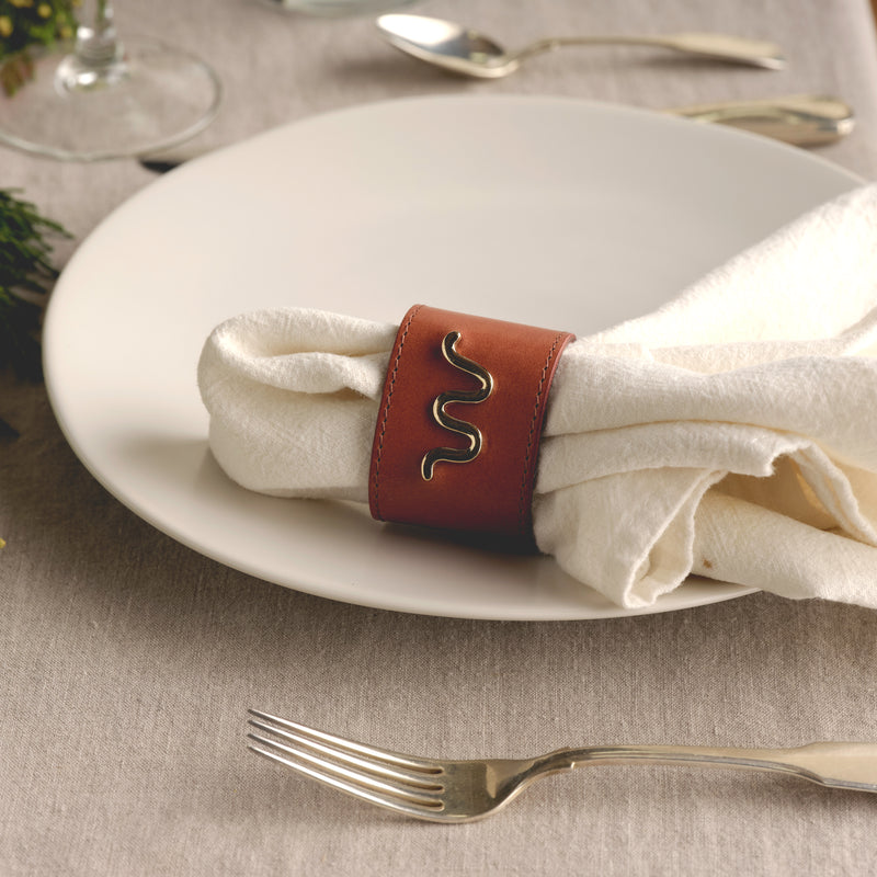 Brass W Napkin Rings - set of 4 | Brown
