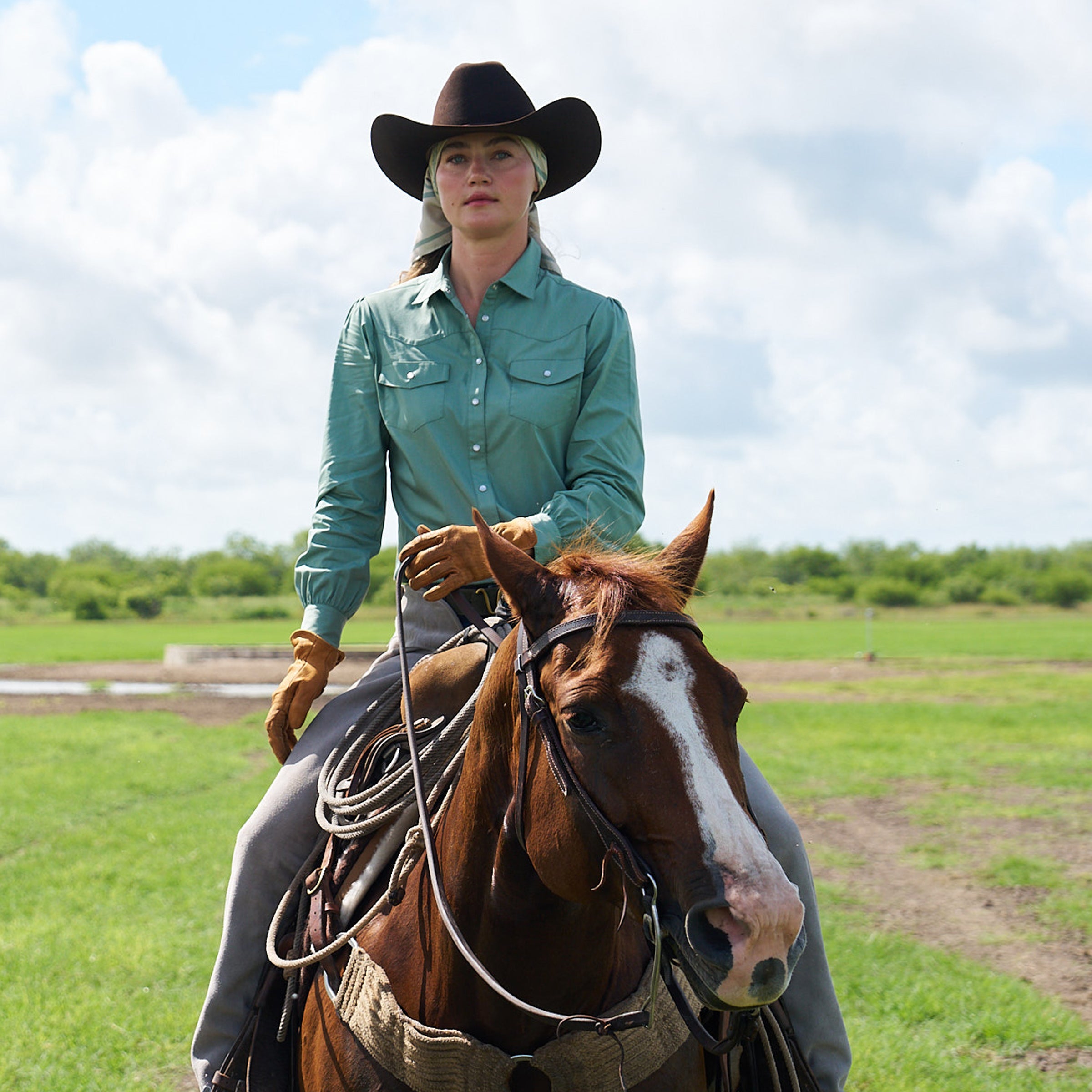Women's W Yoke Snap Shirt